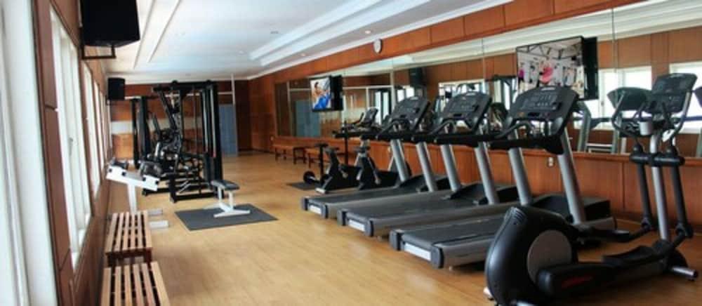 Bumi Senyiur Hotel Samarinda Exterior foto